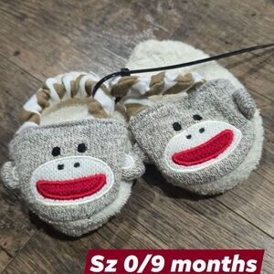 Baby sock monkey slippers sz 0/9 months